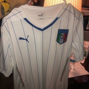 Puma Italy away soccer jersey XL never worn